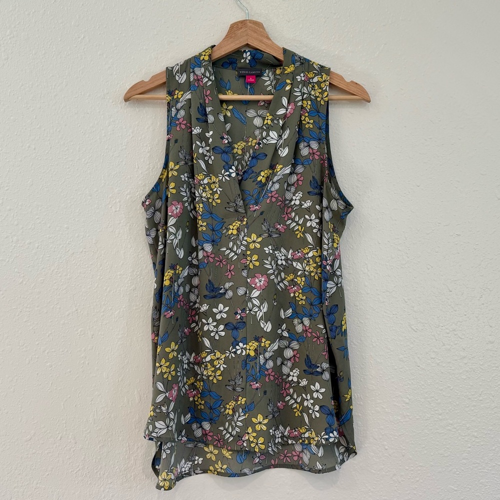 Vince Camuto | Floral V-Neck Sleeveless Olive Green Blouse | Size S